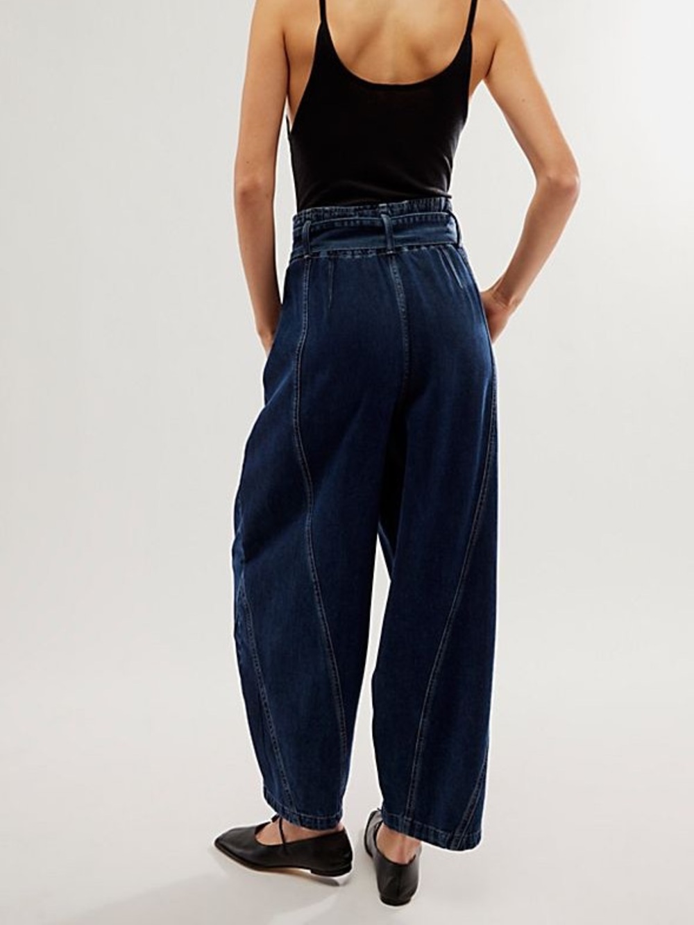 We The Free - The Amsterdam High-Rise Barrel Jeans Size Medium - Picture 2 of 6
